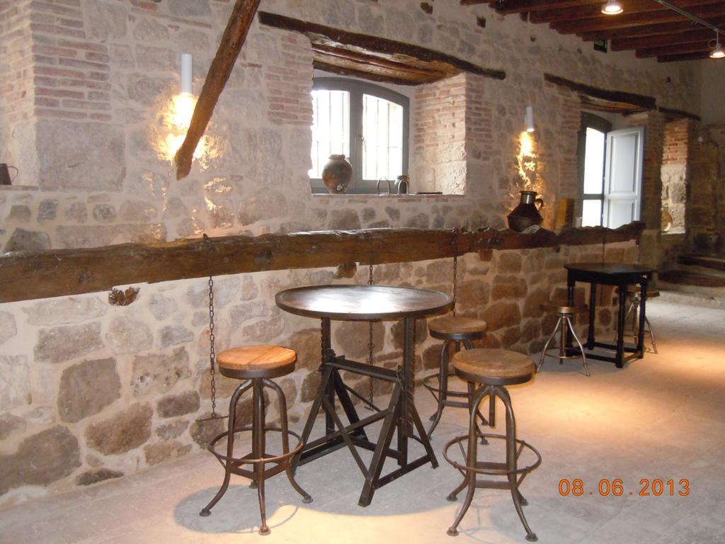 Emebed Posada Castrojeriz Bagian luar foto